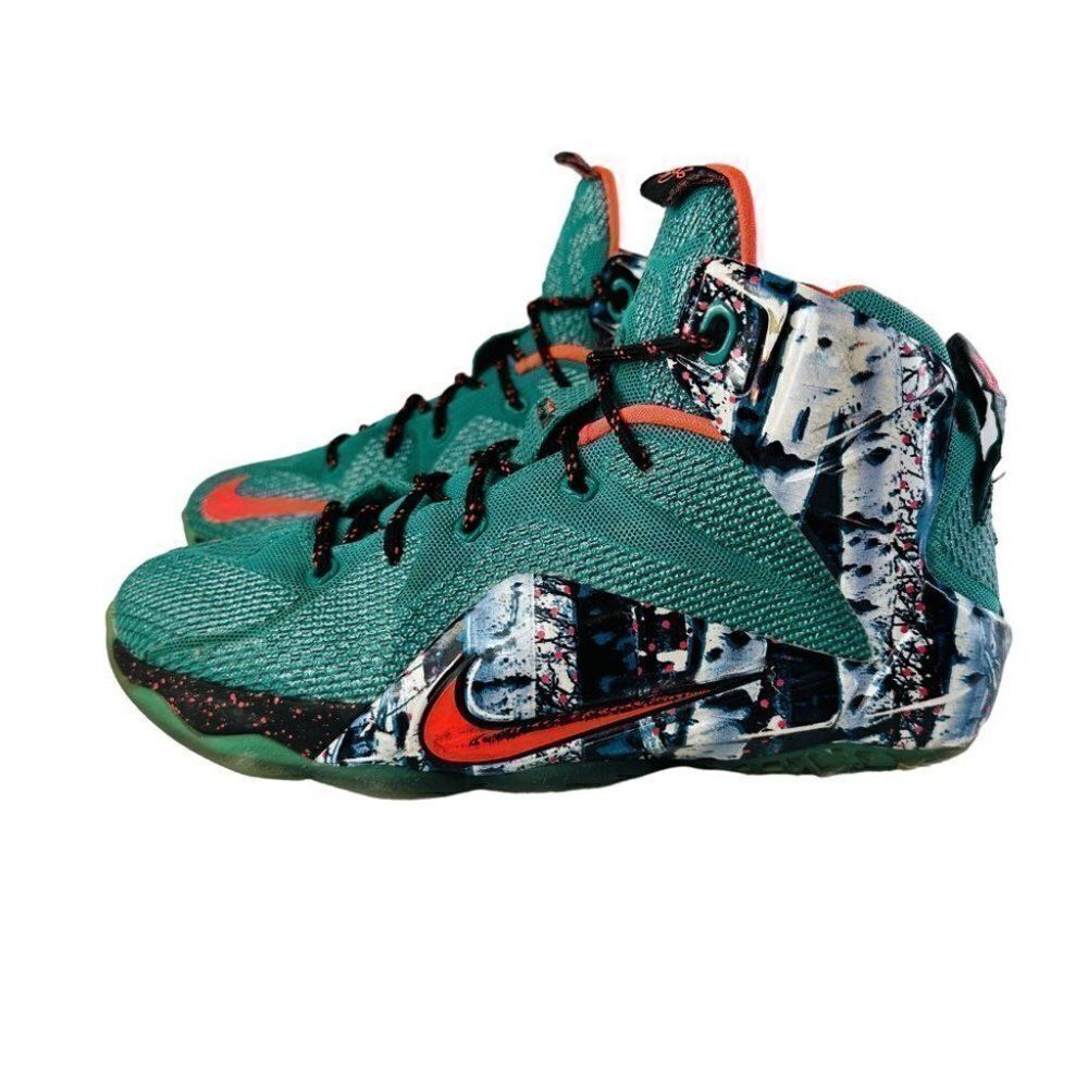 Nike Unisex Kids Lebron XII 685181-303 Green Christmas Basketball Shoes Sz US 6Y